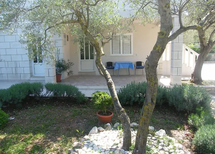 Maslina Apartment *