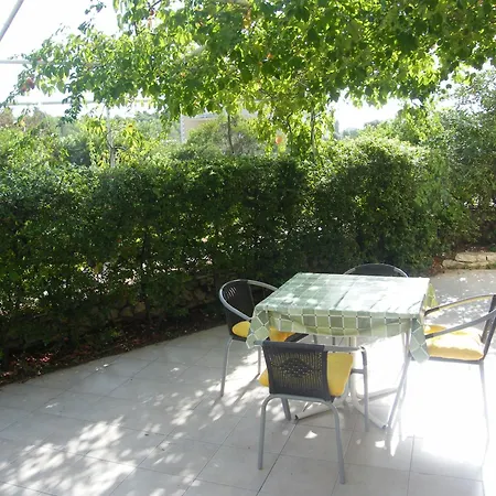 Apartman Maslina Lumbarda