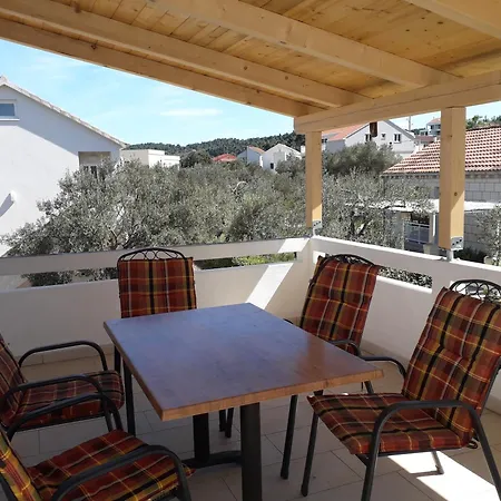 Апартаменты Maslina *