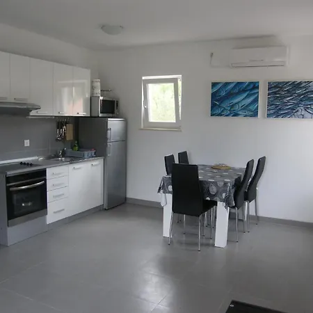 Апартаменты Maslina Лумбарда