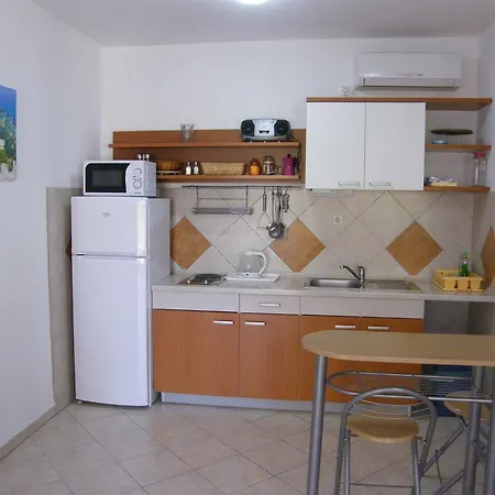 Maslina Апартаменты Лумбарда